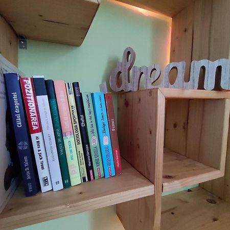 Cozy Attic Azuga Luaran gambar