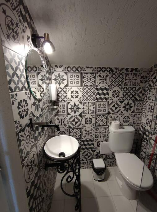 Cozy Attic Azuga Luaran gambar